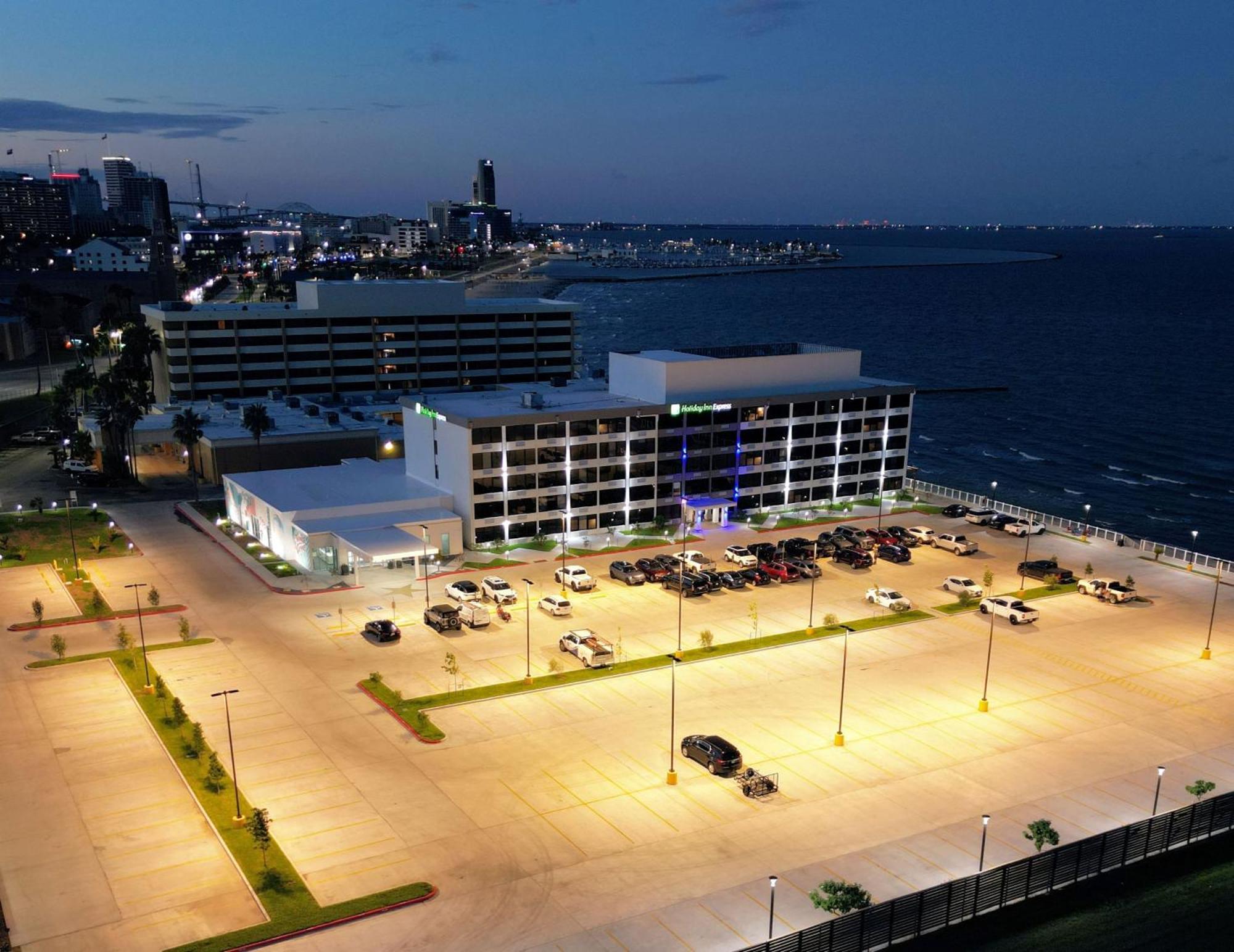 Holiday Inn Express Corpus Christi - Beachfront By Ihg Εξωτερικό φωτογραφία