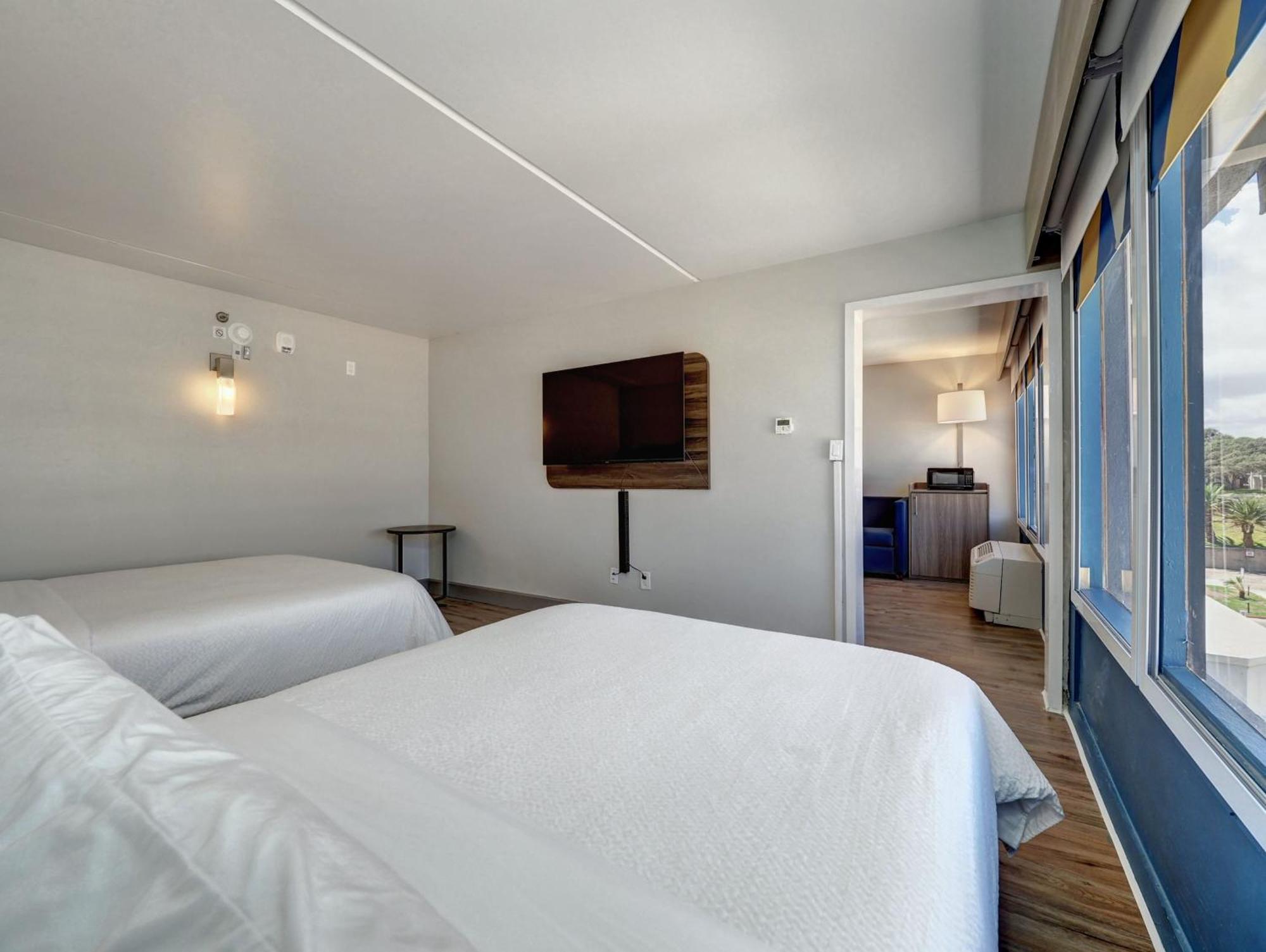 Holiday Inn Express Corpus Christi - Beachfront By Ihg Εξωτερικό φωτογραφία
