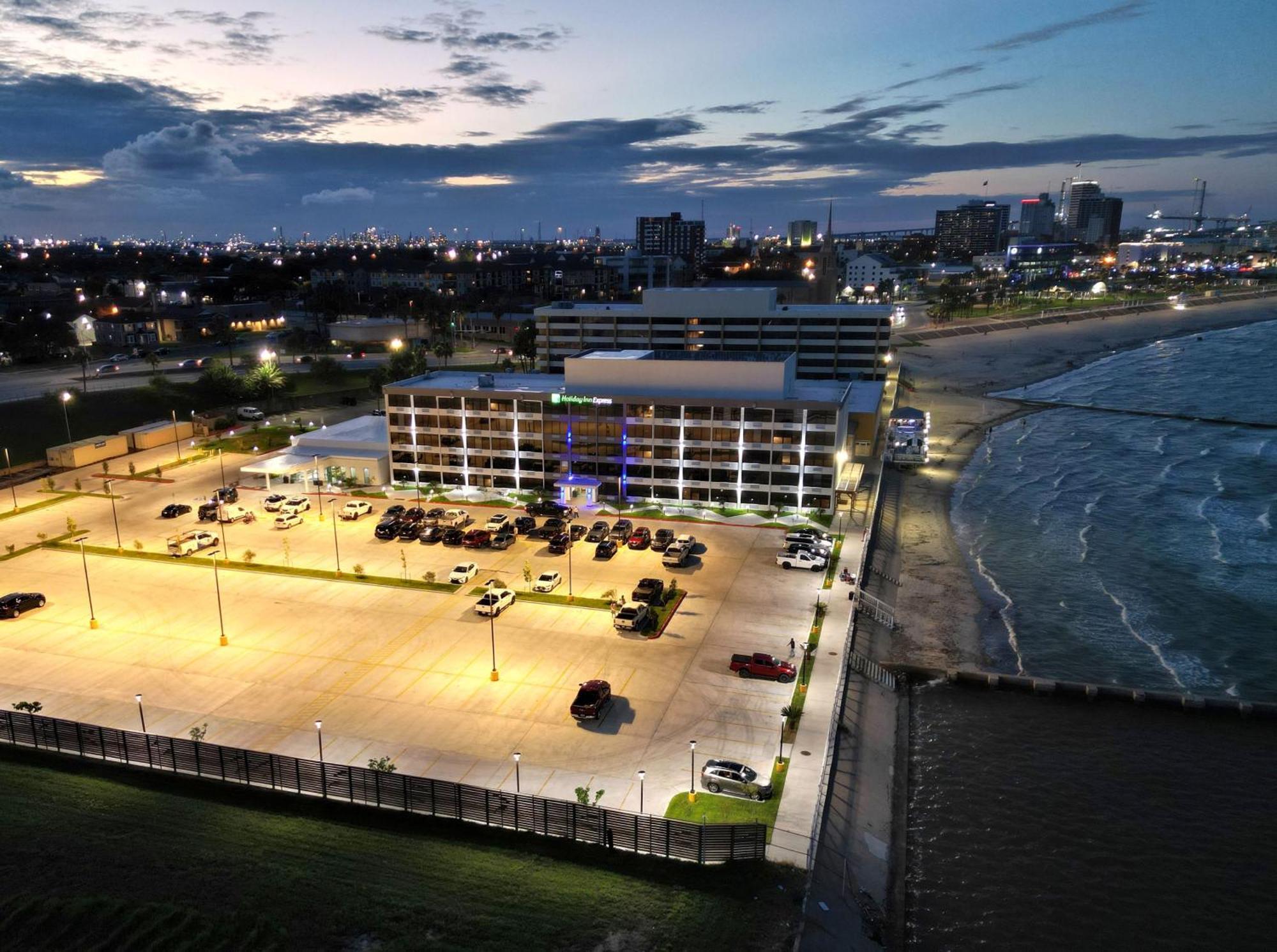 Holiday Inn Express Corpus Christi - Beachfront By Ihg Εξωτερικό φωτογραφία